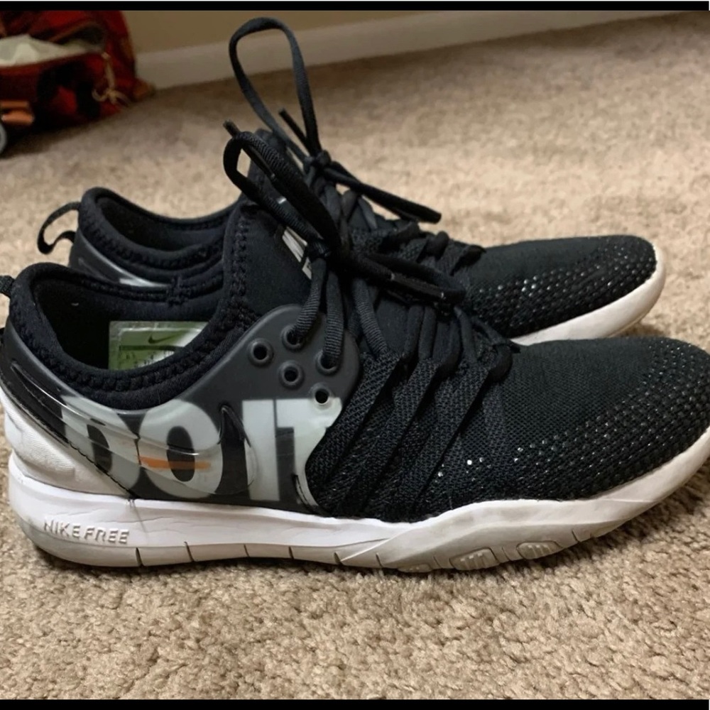 Nike TR7